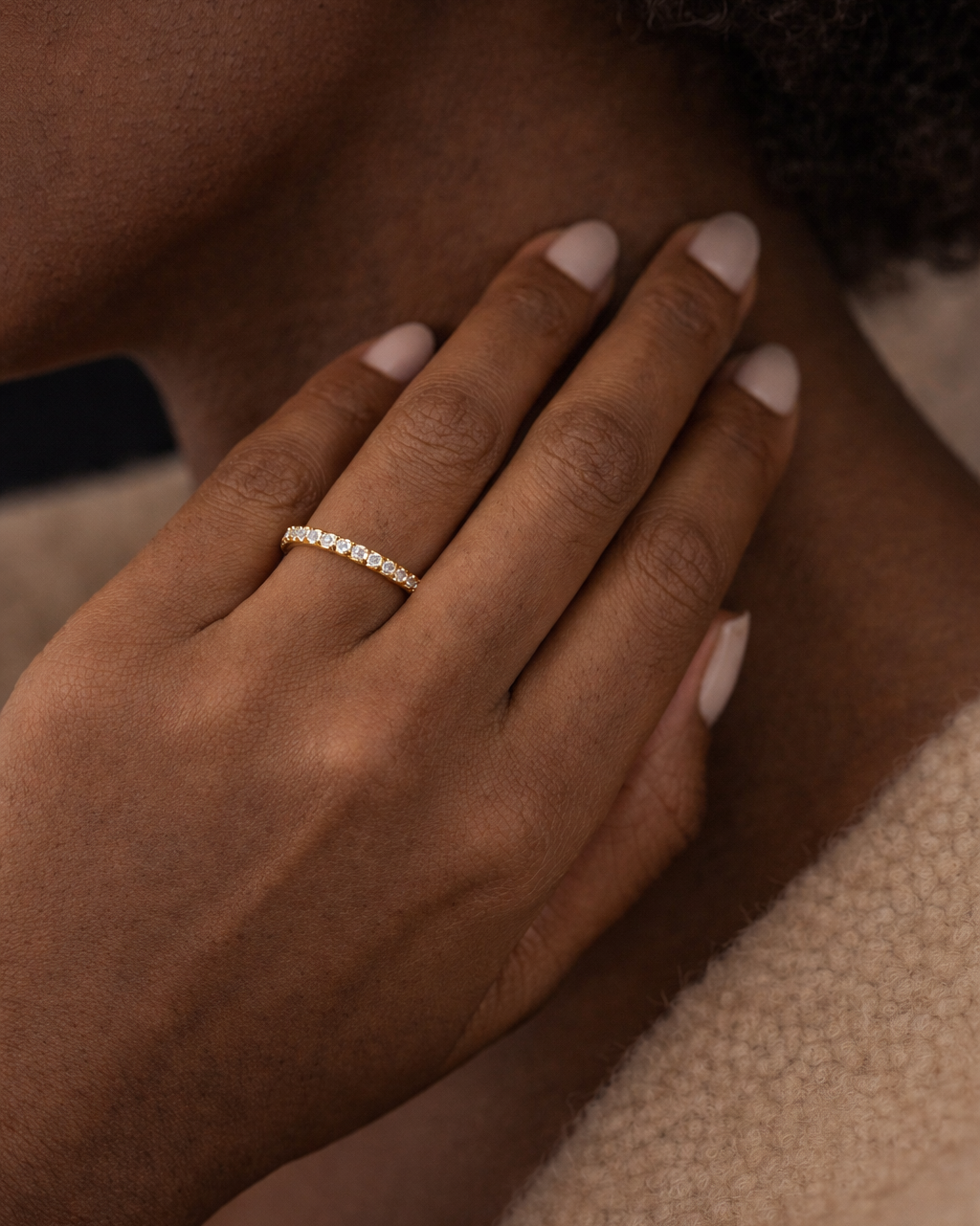 Loop Eternity Band  (Gold)